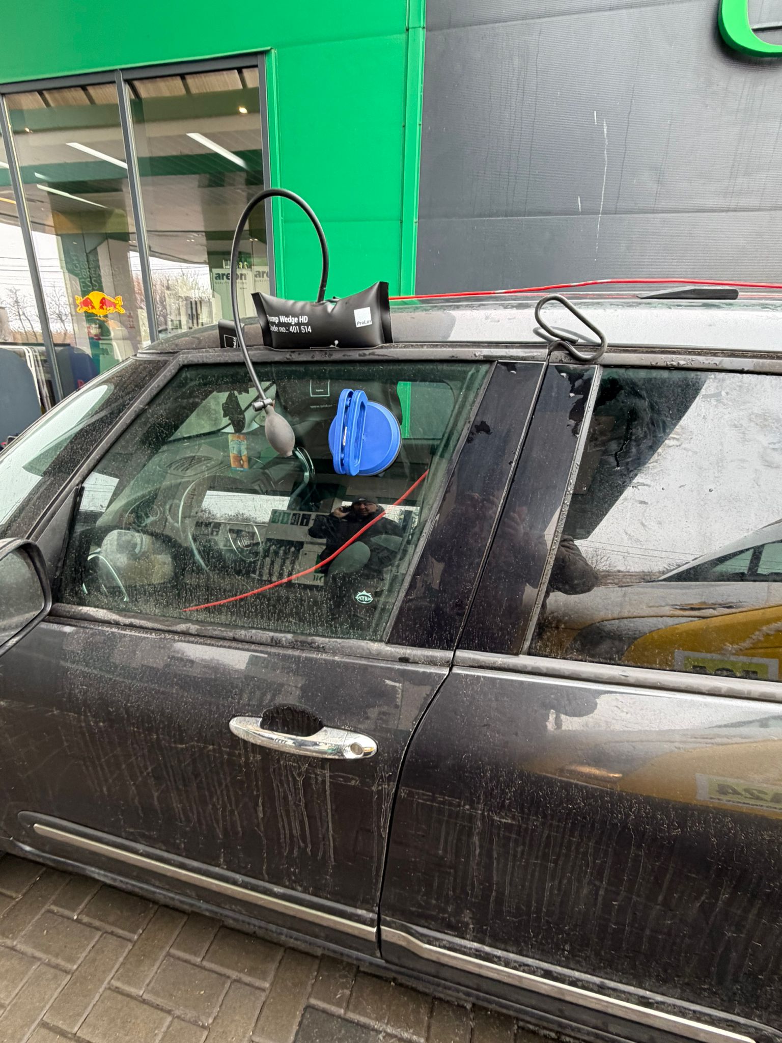 Galerie Tractari Falticeni