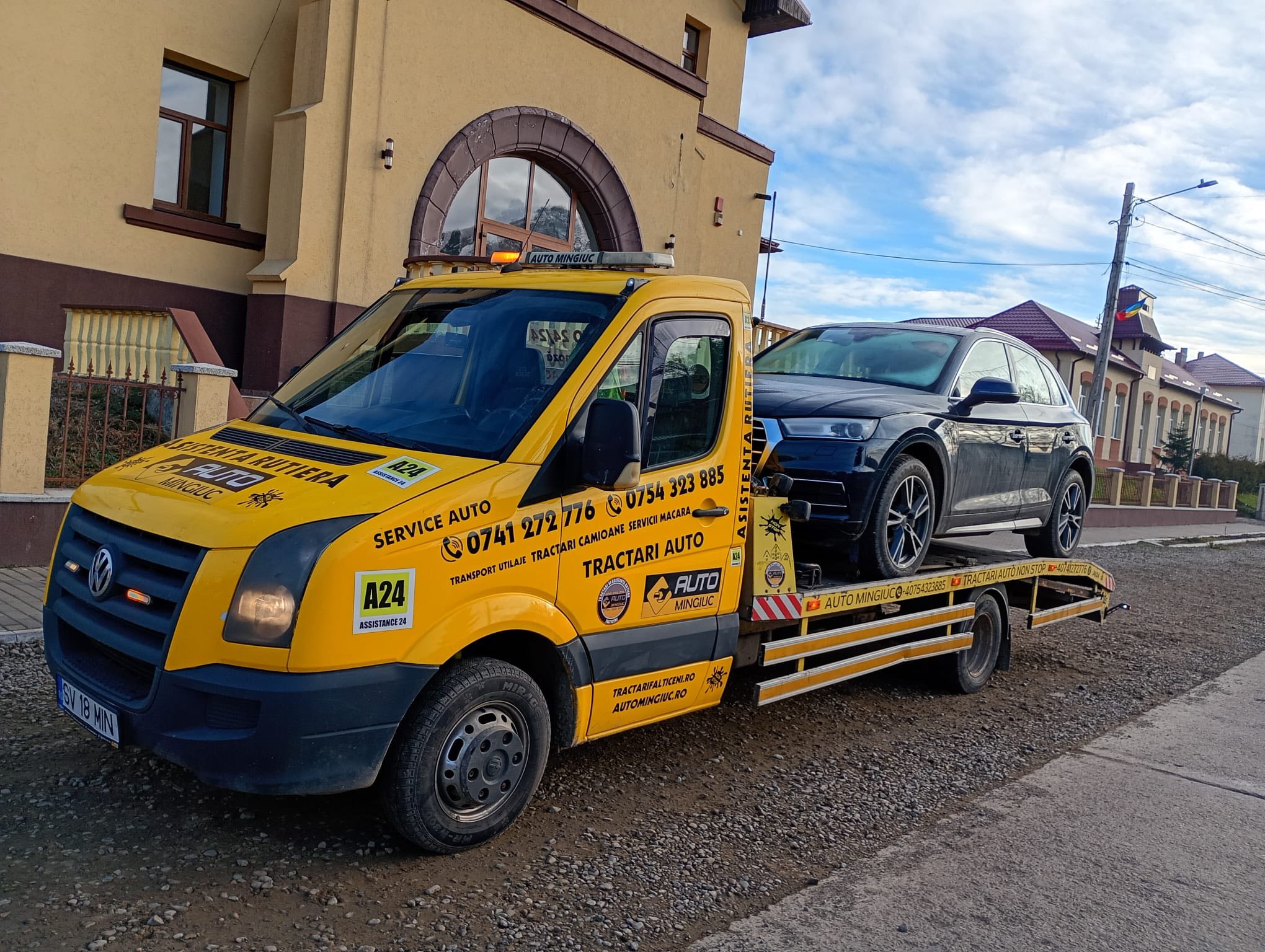 Galerie Tractari Falticeni